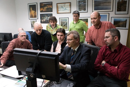 EIZO monitory