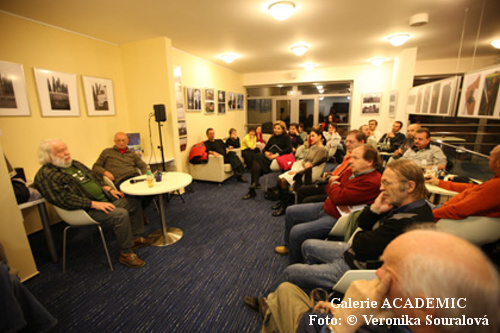 Josef PTÁČEK - beseda na výstavě - Galerie ACADEMIC