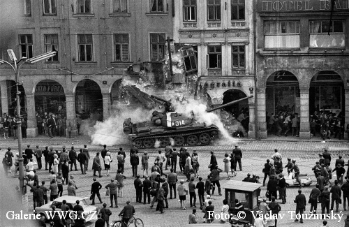1945 Osvobození - 1968 Okupace (3)