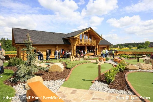 ADVENTURE GOLF HORNÍ BEZDĚKOV - slavnostní zahájení