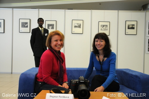 Café Foto 2010 - 16. DIGIFORUM - Bambi CantrellCafé Foto 2010 - 16. DIGIFORUM - Dagmar Pavlíková a Alena Sladká